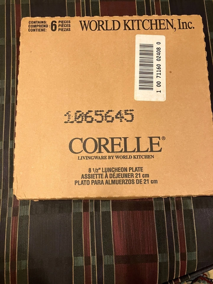 New Corning Corelle Memphis 8-1/2 Lunch Plate Red Yellow Blue Green Color Blocks - Image 4 of 4