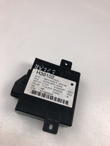 MERCEDES-BENZ E W210 Steuergerät A2108206426 2000 23393438