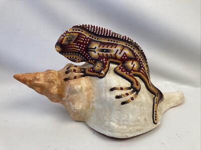 Multi Bright Bead Gecko Lizard Figurine On Faux Shell Needs Repair