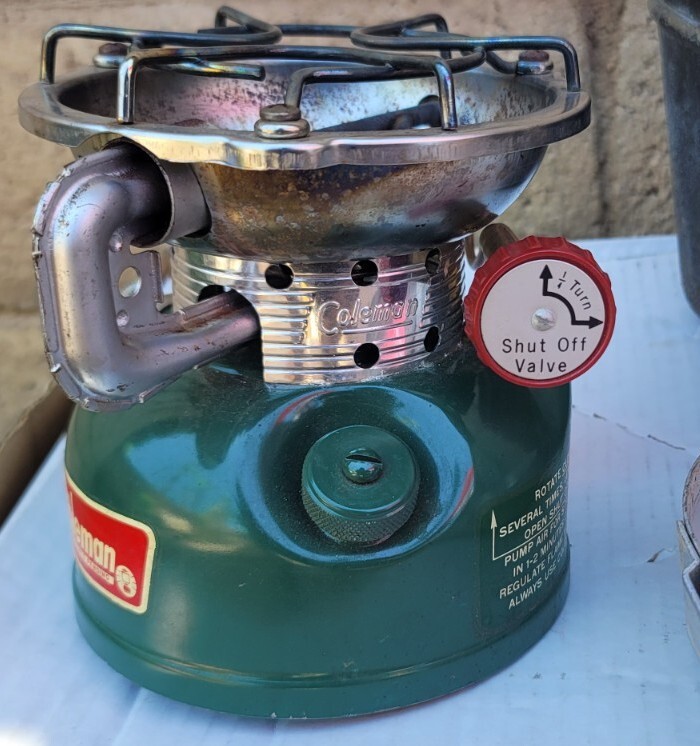Vintage Coleman 502-700 Single Burner Camp Gas Stove 7/67 w