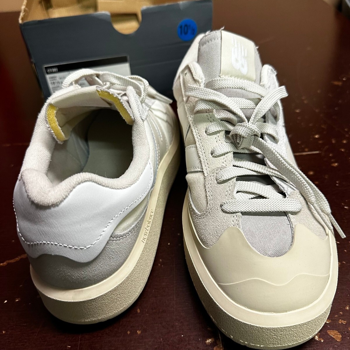 New Balance Mens Gray Beige CT302PC Lace Up Low Top Sneaker  display picture 3
