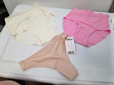 Lot of 3 Chantelle OS Soft Stretch Panties (2 Hi waist briefs + 1 Thong) NWT
