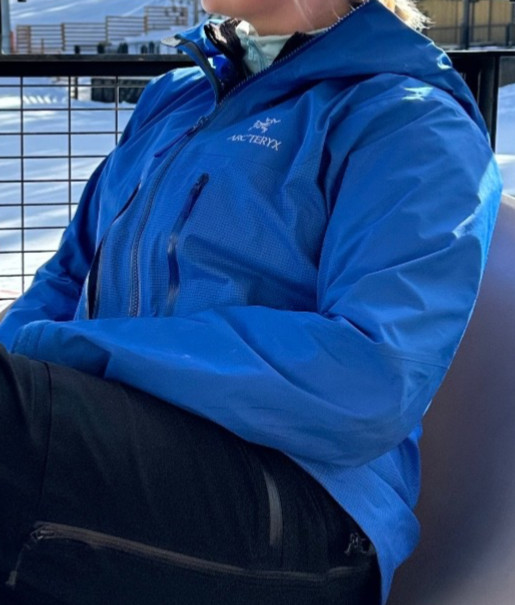 Women's Arc’teryx Blue Alpha Goretex Hooded Waterproof Shell Jacket M image 3