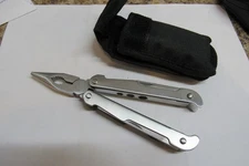 Multi Tool Pliers with 8 Attached Accessories and Case Bits