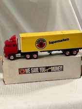 1987 Shop Rite Supermarkets Semi Truck Bank with Box