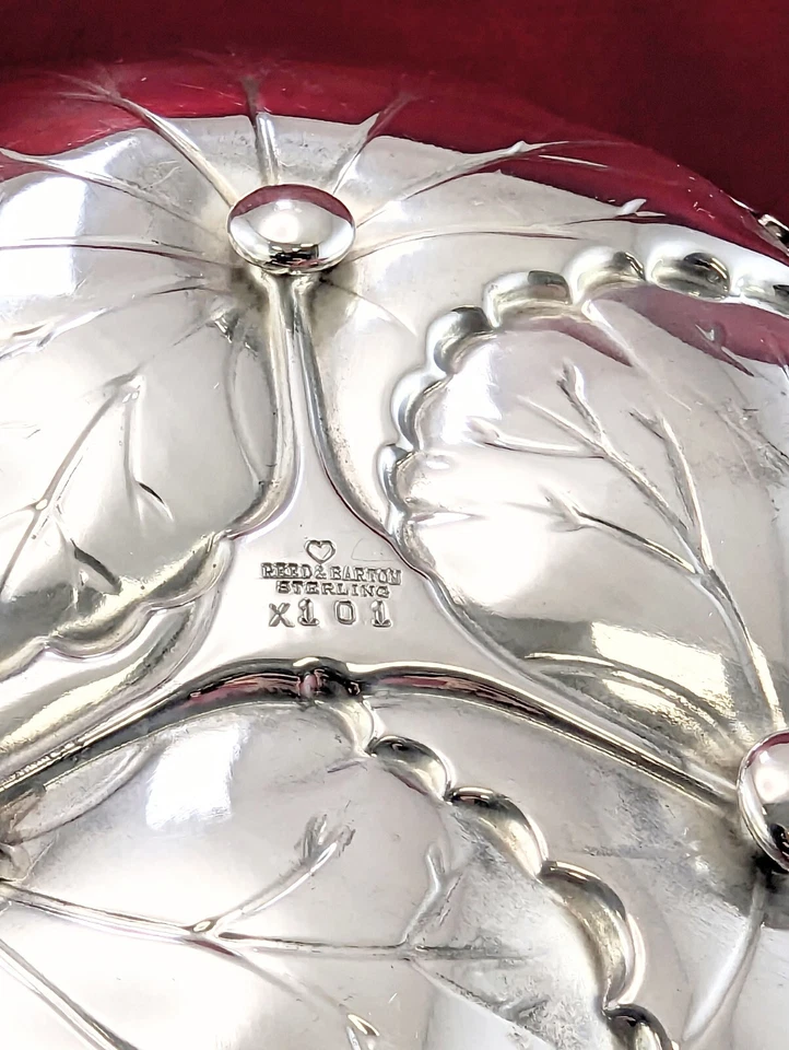 Reed & Barton 0.925 纯银百合垫糖果盘 7 英寸直径,约 1956 年 — 第 3/4 张图片