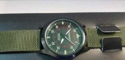 aviator quartz watch