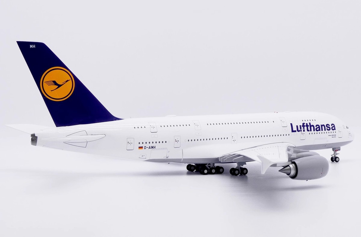 航空機・ヘリコプター Lufthansa Airbus A380-800 D-AIMB 1/200 Skymarks Lufthansa Airbus A380-800 1/200 Scale Plane with