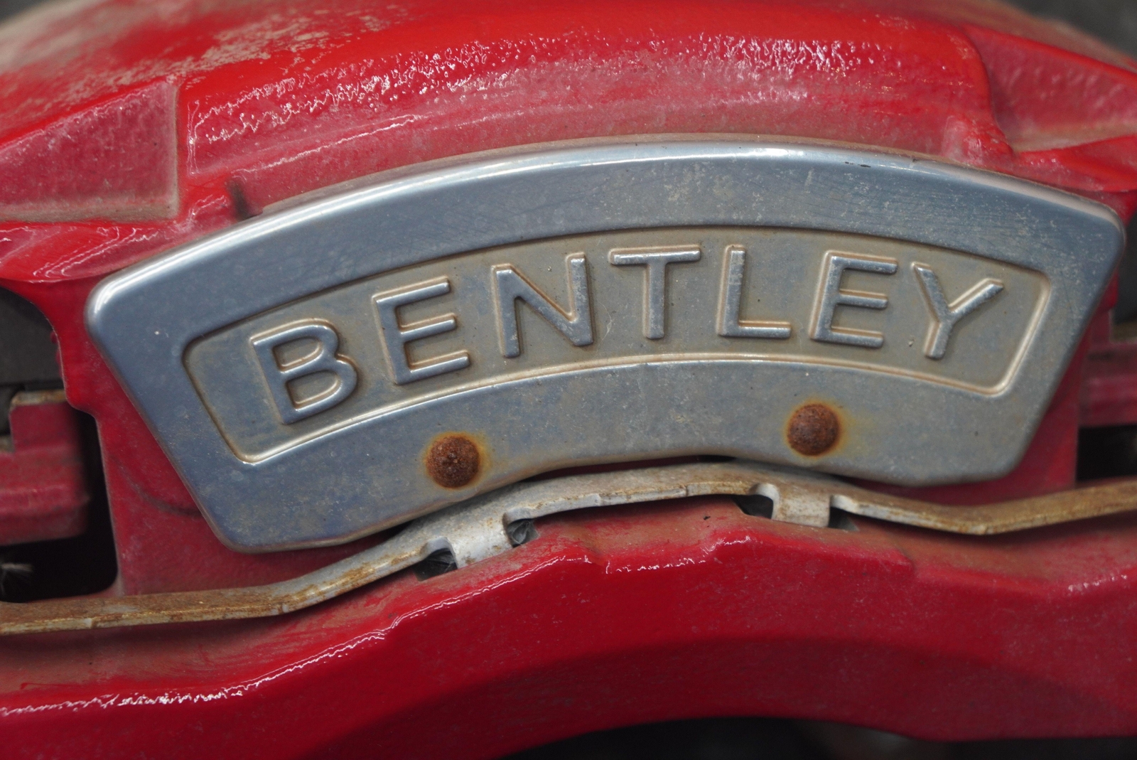 Front Left Brake Caliper & Bracket Red OEM Bentley Continental GTC Speed 2016