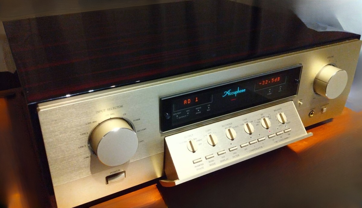 Accuphase C-2810（リモコン・元箱付き) Yahoo!オークション -「accuphase c-2810」の落札相場・落札価格