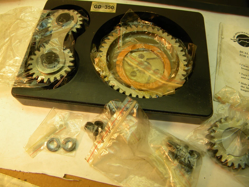 C.A.T. Equipo eléctrico. Juego de transmisión de engranajes de ralentí doble; GD-350; NOS; piezas de carreras Foto 2 de 4