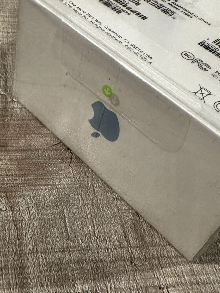 Apple iPhone XR 64GB - Blue - T-Mobile Sprint ) A1984 Brand New Authentic 2018 - Image 4 of 4