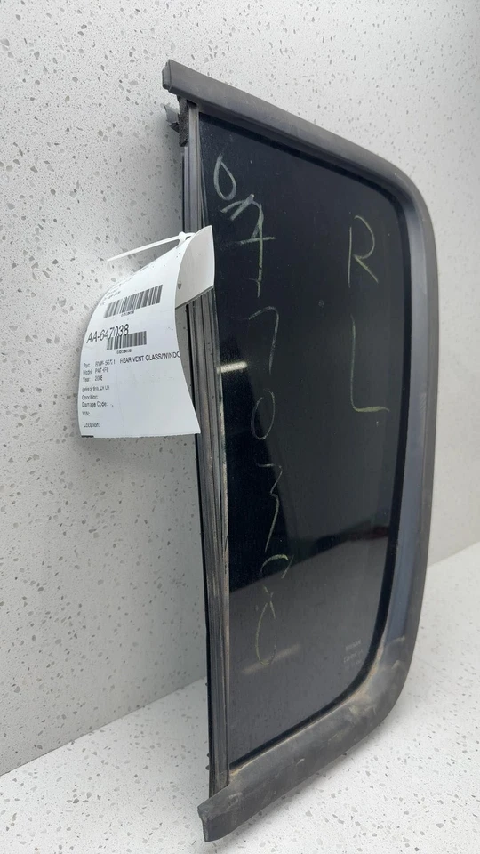 2005-2012 NISSAN PATHFINDER Left Rear Vent Glass/window LH Foto 2 de 4