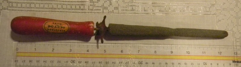 Vintage DART Knife Sharpener stone on rod, wood handle + 5 point "sheriff badge"