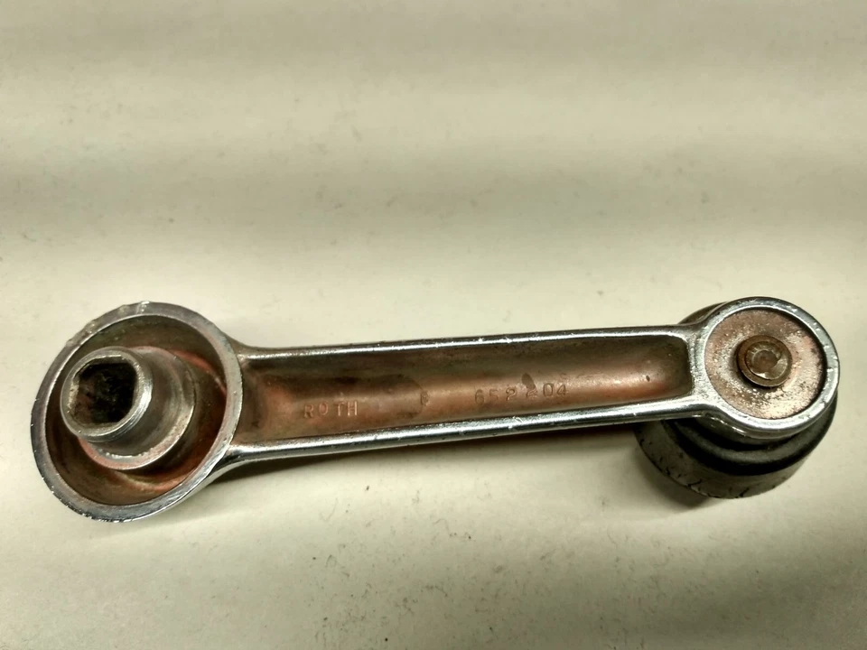 Camiones Studebaker 1949-64 cabina C ~ manivela ventana interior ~ 652204 Foto 3 de 4