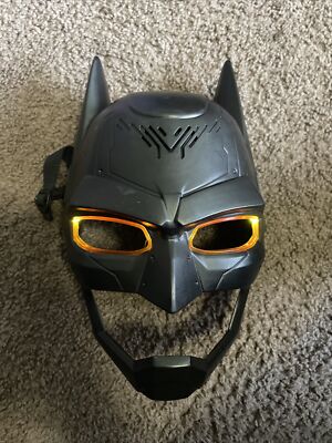 Batman Voice Changing Mask 15+ PHRASES The Caped Crusader Creature Chaps