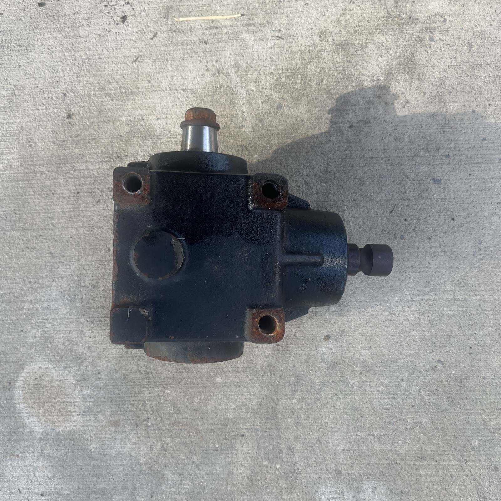 JOHN DEERE 425 445 455 48" 54" 60" Mower Deck Gear Box AM143310 DE19086