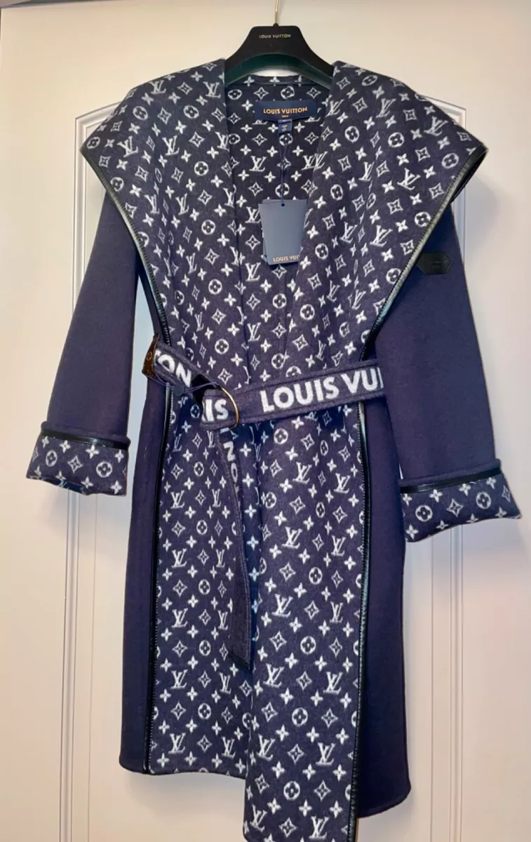 Louis Vuitton “Style” SIGNATURE DOUBLE FACE HOODED & BELTED WRAP COAT NWT  for Sale in Los Angeles, CA - OfferUp