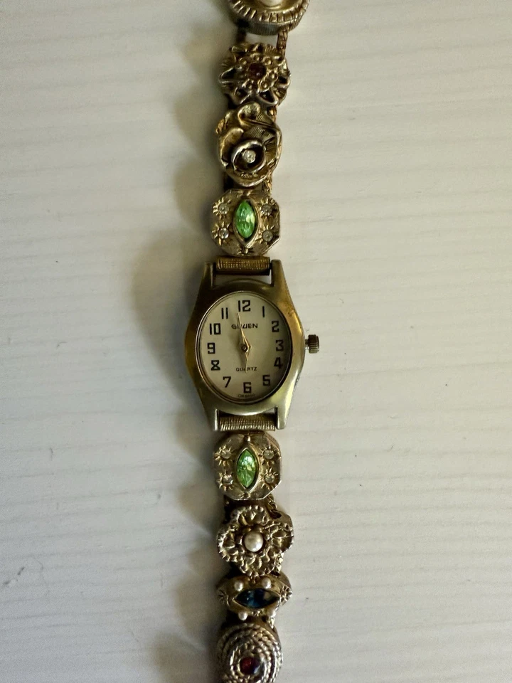 Vintage Gruen Womens Charm Watch Bracelet With Original Box - Изображение 2 из 4