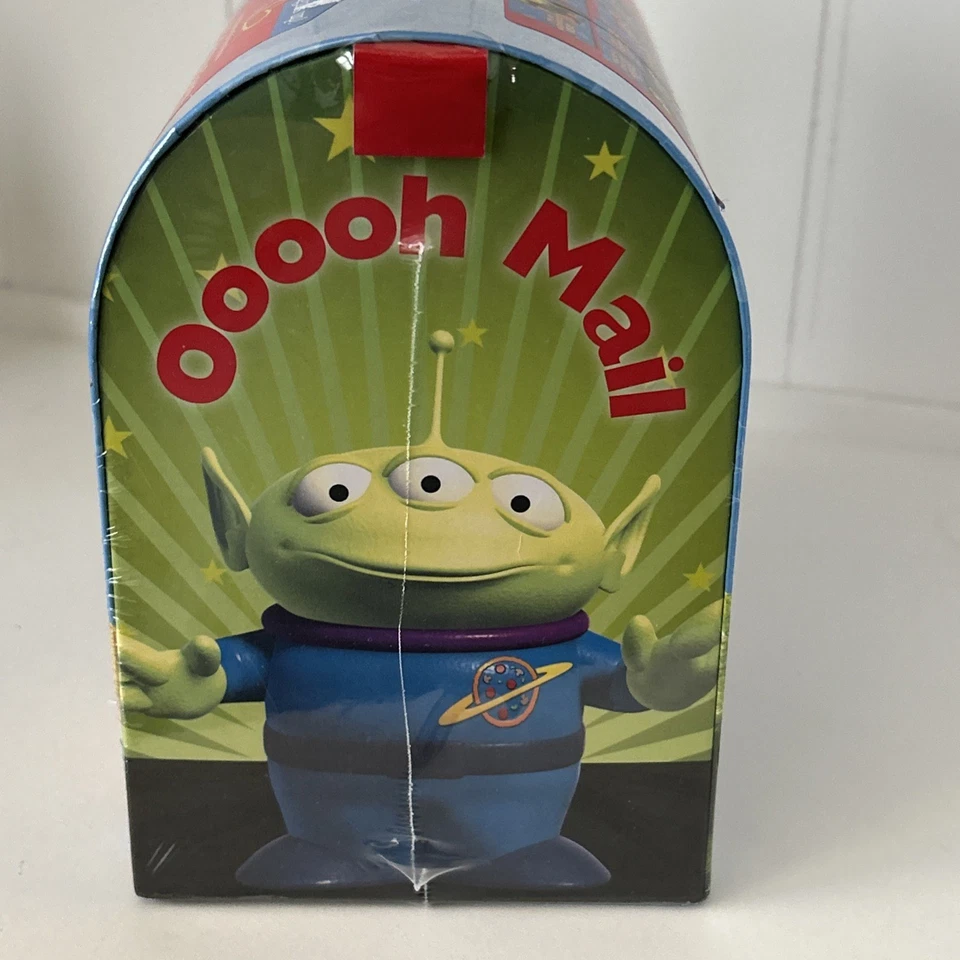 Vintage 1994 Disney Pix Toy Story 32 Valentine Light Up Keepsake Mailbox Sealed - Image 4 of 4