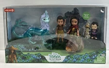 Disney Raya and the Last Dragon (Petite Raya and Friends Gift Set)