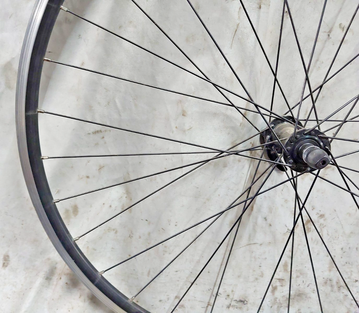 DT Swiss R450 Front 700c Racing Road Bike Wheel Shimano 105 Hub QR