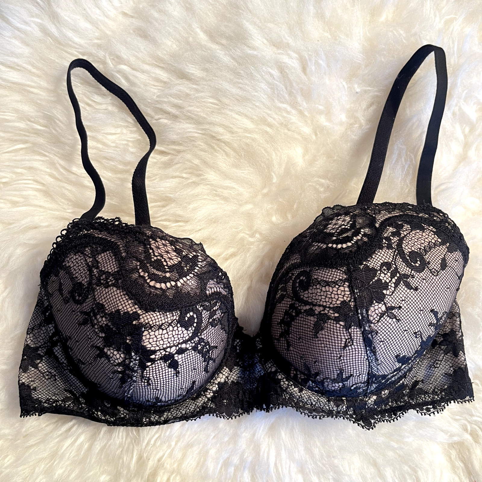 Victoria's Secret Dream Angels Black/Nude Lace Lined Demi Underwire Bra 32D