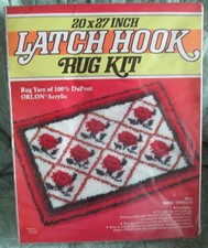 VINTAGE LATCH HOOK RUG KIT  WALL HANGING  SEALED  ROSE TRELLIS 20 X 27 DUPONT