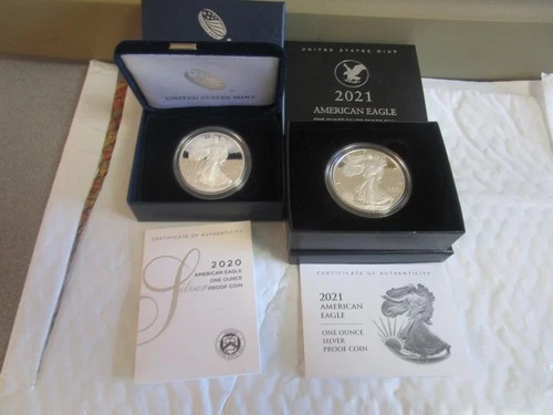 2 AMERICAN SILVER  EAGLE  PROOFS  2021 TYPE 2  & 2020 ONE OUNCE EACH ONE LOOK !!