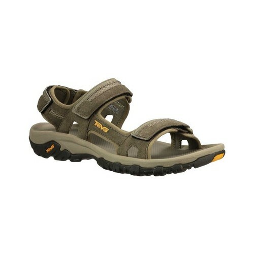stores that sell reef flip flops