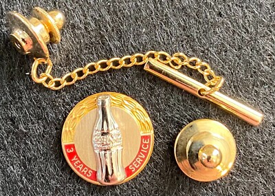 Coca-Cola Service Pin - 3 Year Gold background, silver bottle, w/red inlay