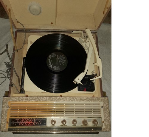 Vintage Kriesler Stereophonic - Record Player & Radio - Working condition - Picture 12 of 12