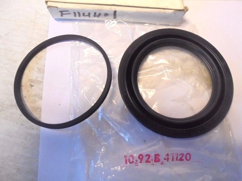 NUEVO ORIGINAL FORD E7TZ-2120-A WK1838 Kit Pinza Delantera 87-02 Ford E-150 Foto 2 de 4