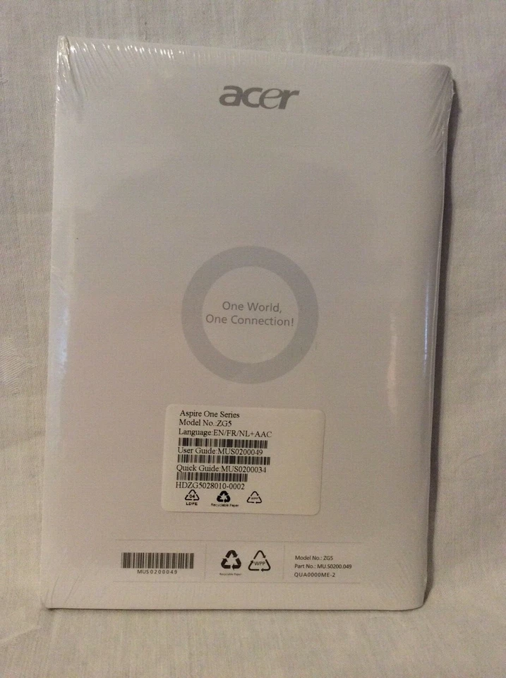Acer Aspire One Series Model No: ZG5 User Quick Guide Manual Passport NEW - Image 2 of 3