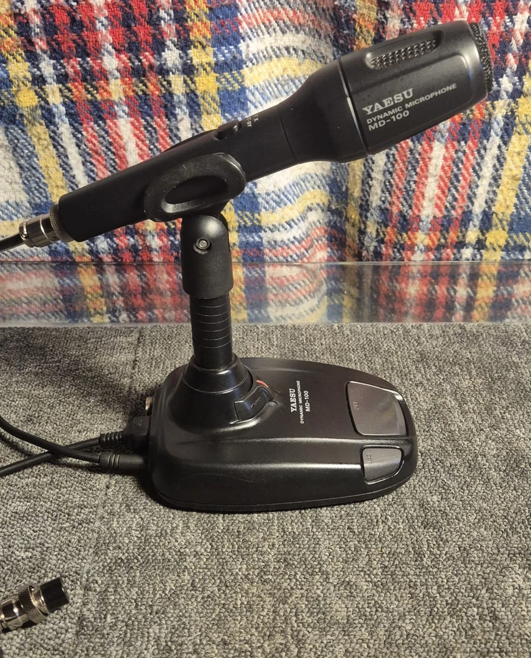 Yaesu MD-100 A8X dynamisches Standmikrofon Amateurfunk/CB-Funk mit Up/Down - Bild 4 von 4