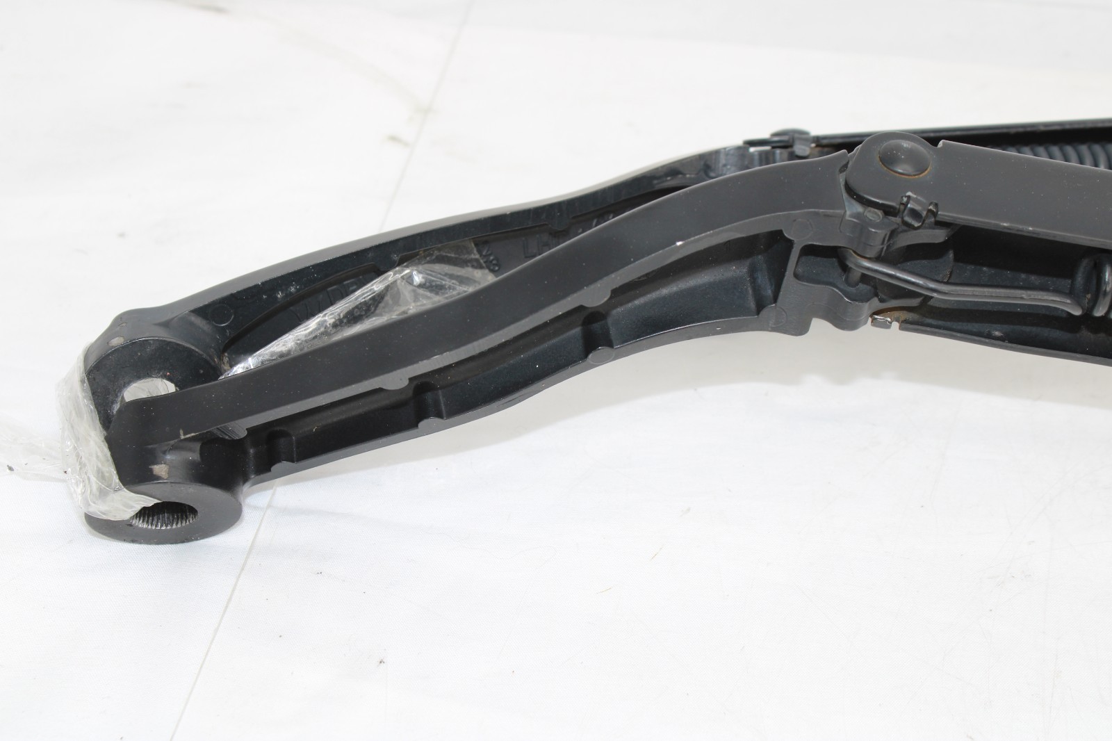 14-17 GHIBLI Front Windshield Wiper Arm Linkage Pair 2x OEM Factory Original Set
