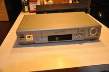 Sony SLV-N80 VHS VCR Player Recorder Hi-Fi Stereo 4 Head No Remote Tested Read