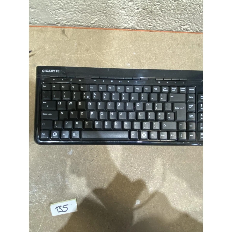 Gigabyte GK-KM7580 Full Size Multimedia Keyboard Wireless Black QWERTY Standard - Image 3 of 4