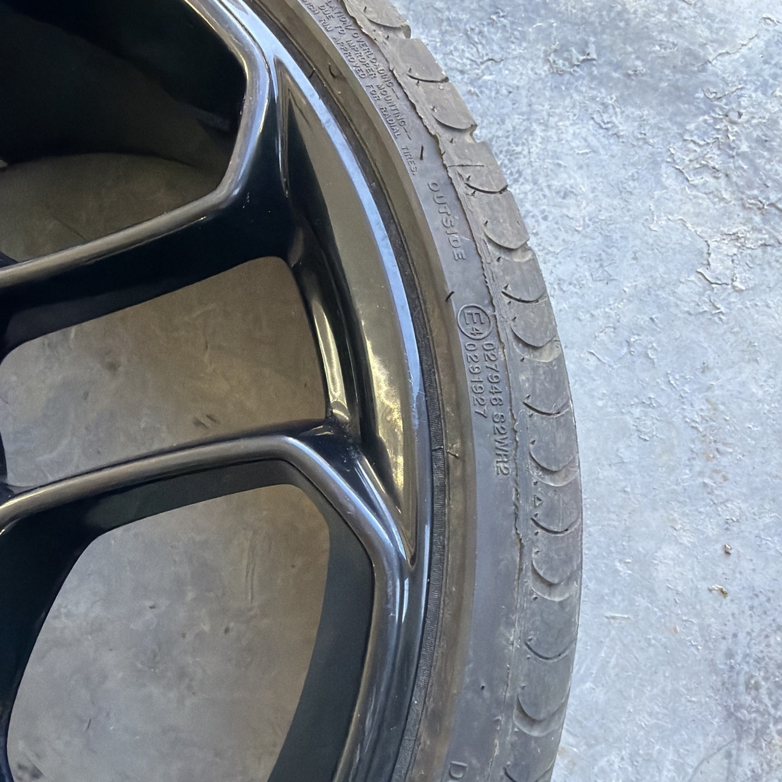 Front Lamborghini Huracan OEM Wheel 20” 2016-2018 Rim 4T0601017 Original Black