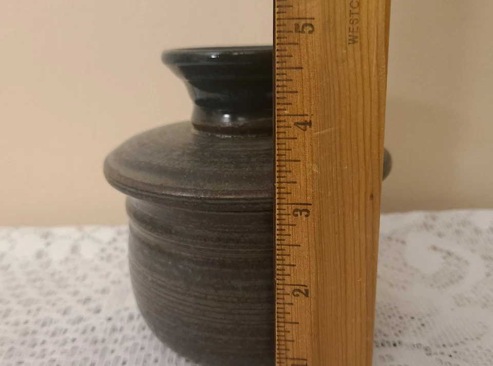 Vasija campana de mantequilla vintage lanzada a mano estudio arte cerámica arcilla gres Foto 4 de 4