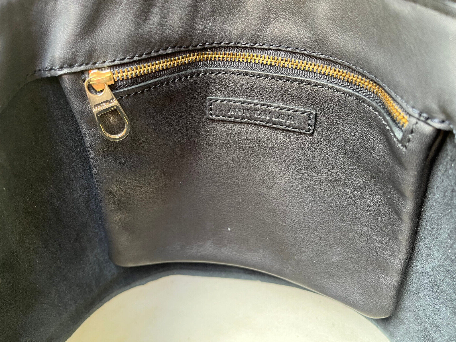 ANN TAYLOR  Black Soft Leather & Python Snake Pri… - image 10