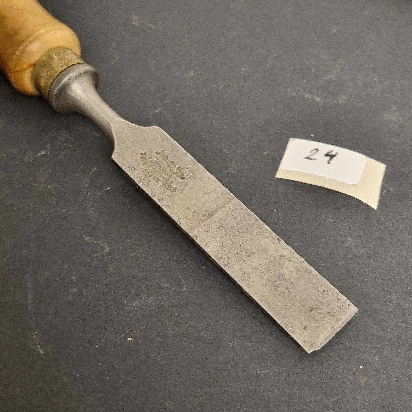 EA Berg Erik Anton Eskilstuna Sweden beveled chisel shark brand 19mm