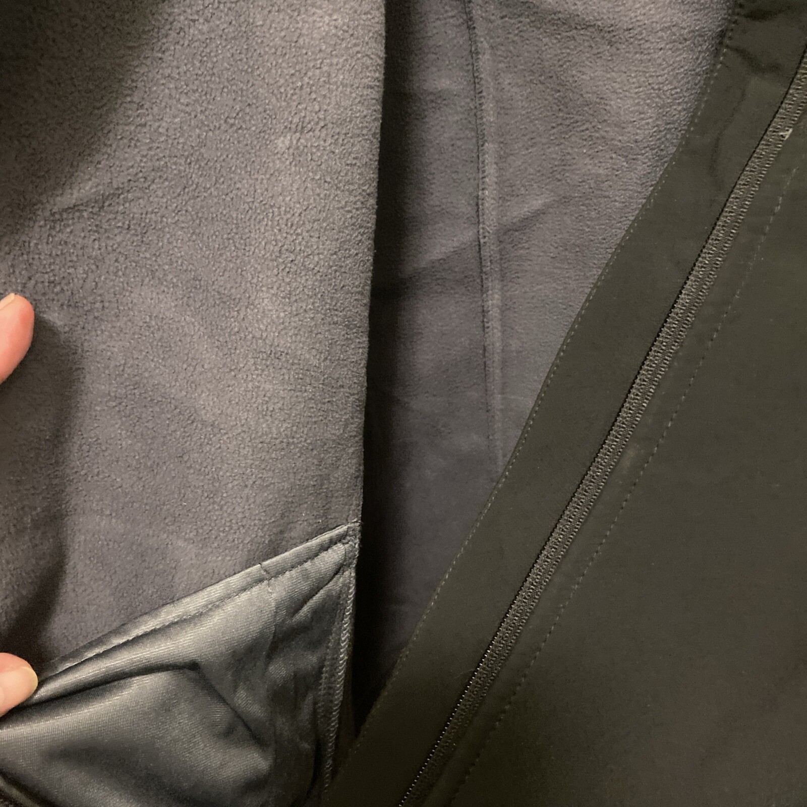 Elevate Women’s  Black Maxson Softshell  Jacket 2… - image 9