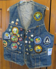 Vintage Lee Denim Biker Vest BMW Motorcycle Rally Patches Pins Size Medium