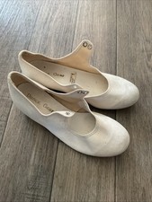 White Canvas Tap Shoes Size 2 With Teletone Heel Taps