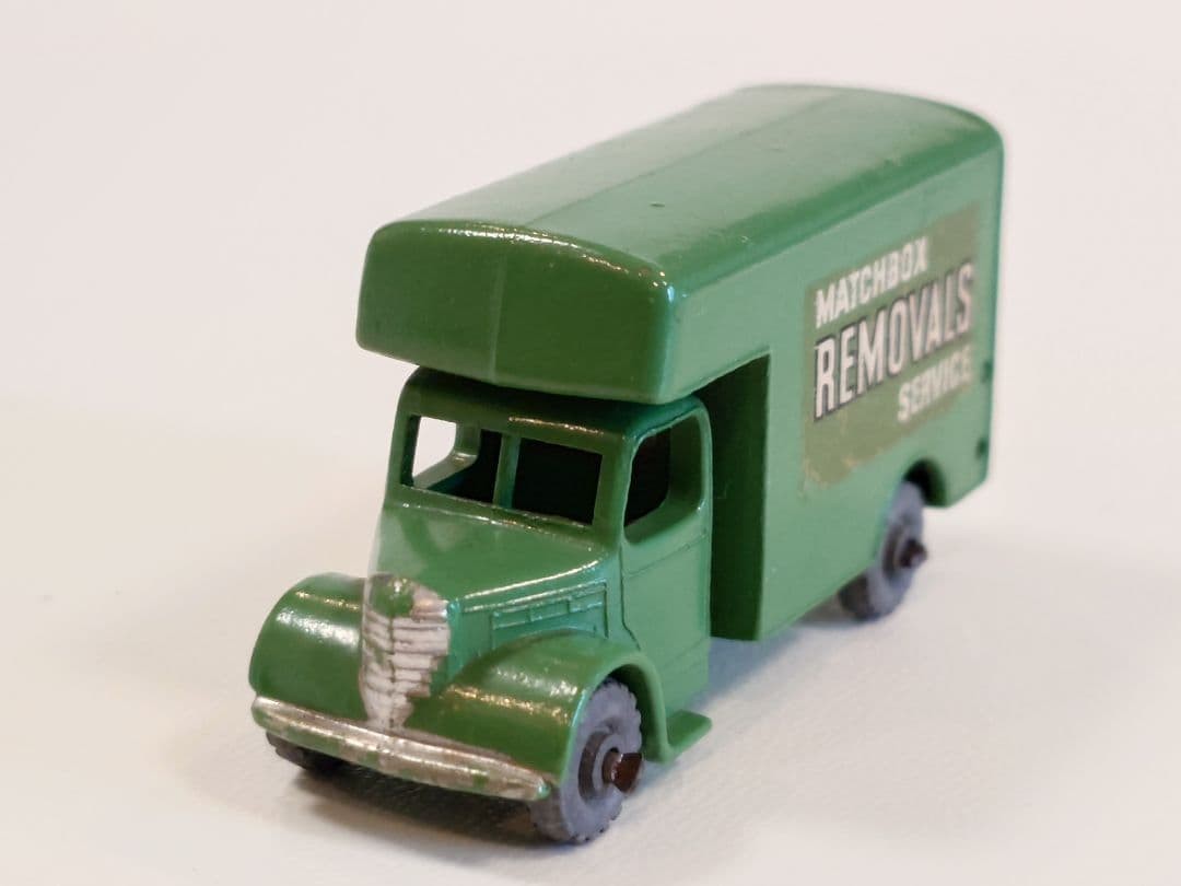 Matchbox 17a, Bedford Removals Van - Free Price Guide & Review
