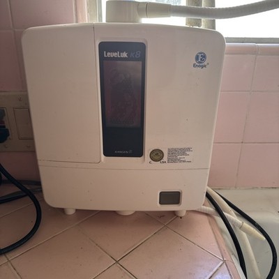 Enagic LeveLuk K8  KANGEN WATER Alkaline Filtration Ionizer Machine - Excellent