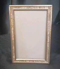 VINTAGE ORNATE MULTI COLOR GOLD METAL PHOTO FRAME 4" X 6" MCM EASEL