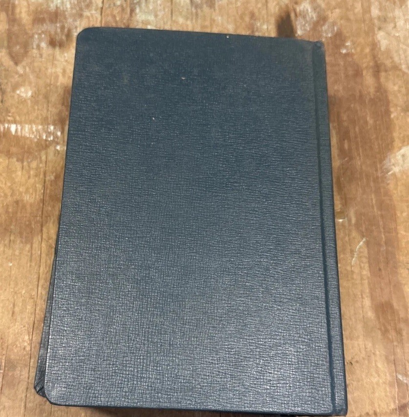 The Merck Manual of Diagnosis and Therapy 1977 HC 13th Edition VTG Thumb Indexed