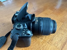 Nikon D D60 10.2MP Digital SLR Camera - Black w/ 18-55mm Lens 32GB included